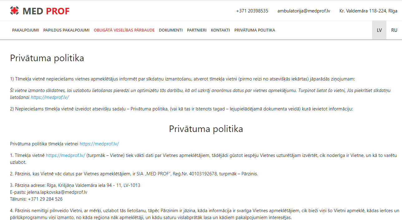 Tietosuojakäytäntö-sivu, joka kuvaa käyttäjätietokäytännöt ja evästekäytännöt.